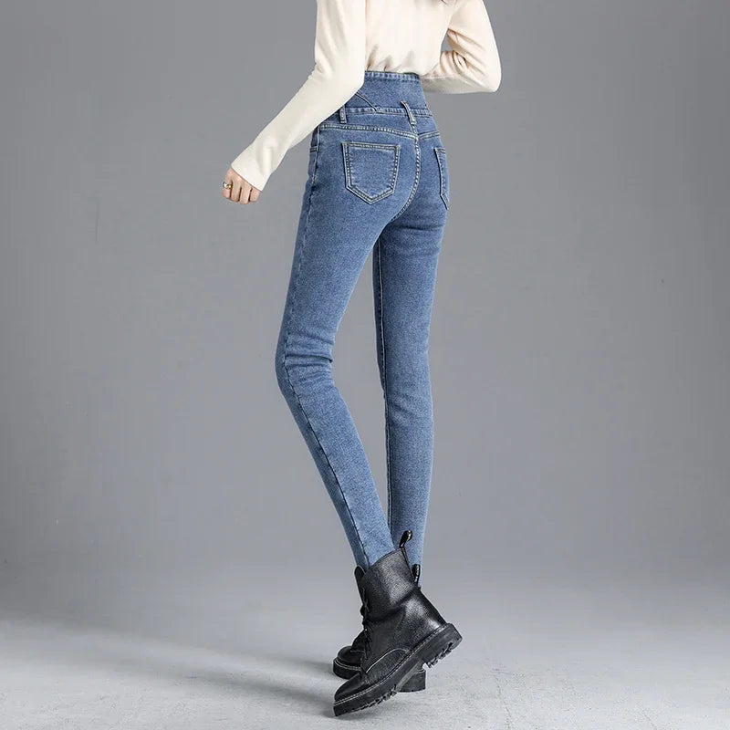 Calça Jeans Feminina Peluciada - Katy Calça Jeans Feminina Peluciada - Katy Importe Go 