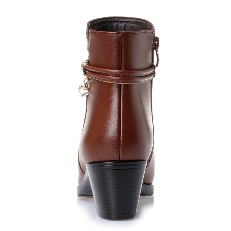 Bota Feminina em Couro Peluciada - CozyChic Bota Feminina em Couro Peluciada - CozyChic Importe Go 